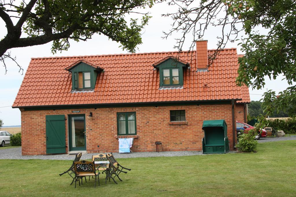 Ferienwohnungen Dargatz Lussvitz Buitenkant foto